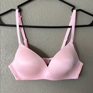 NWOT b.tempt’d Pink Bra Size 34B